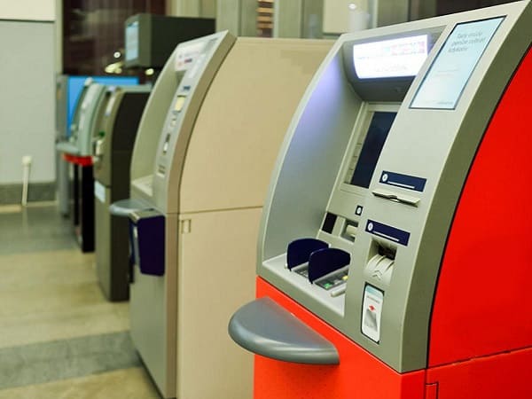 Bank Rossii Usilit Kontrol Za Popolneniem Kart V Bankomatah