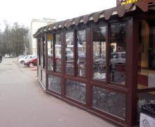 33. Kafe V Moskve Nachinajut Montirovat Letnie Verandy