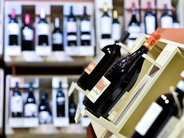 Predsedatel Sledstvennogo Komiteta RF Predlozhil Zapretit Prodazhu Alkogolya Licam Mladshe 21 Goda