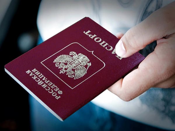 V Rossii Prodolzhat Dejstvovat Prosrochennye Pasporta I Voditelskie Udostovereniya