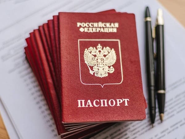 Pasporta Rossii Planiruetsya Vydavat V Inostrannyh Predstavitelstvah Strany