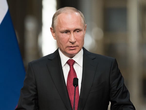 Vladimir Putin Poruchil Provesti Vakcinaciyu Inostrannyh Grazhdan I Trudovyh Migrantov Ot COVID 19