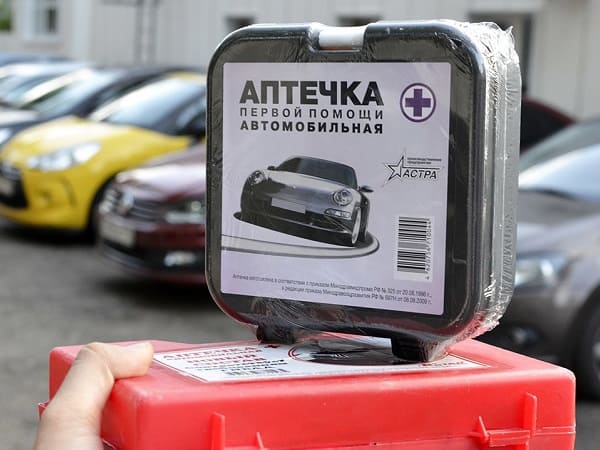 Minzdrav Rossii Predlagaet Obnovit Komplektaciyu Avtomobilnyh Aptechek