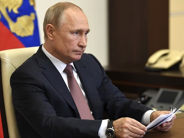 Vladimir Putin Podpisal Federalnyj Zakon O Naloge Na Sverhpribyl