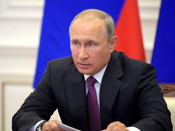 Vladiir Putin Prodlil Dejstvie Mer Po Uregulirovaniyu Polozheniya Inostrancev V Rossii