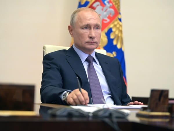Vladimir Putin Podpisal Ryad Zakonov Ranee Prinyatyh Gosdumoj RF